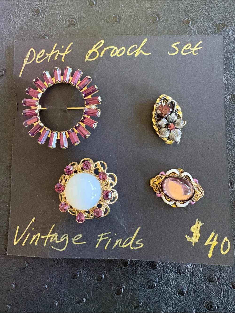 Vintage petit brooch set